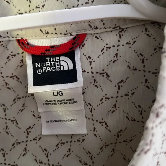 The‎ North Face Men’s long sleeve button up shirt. Size L. Excellent condition. - Picture 6 of 8